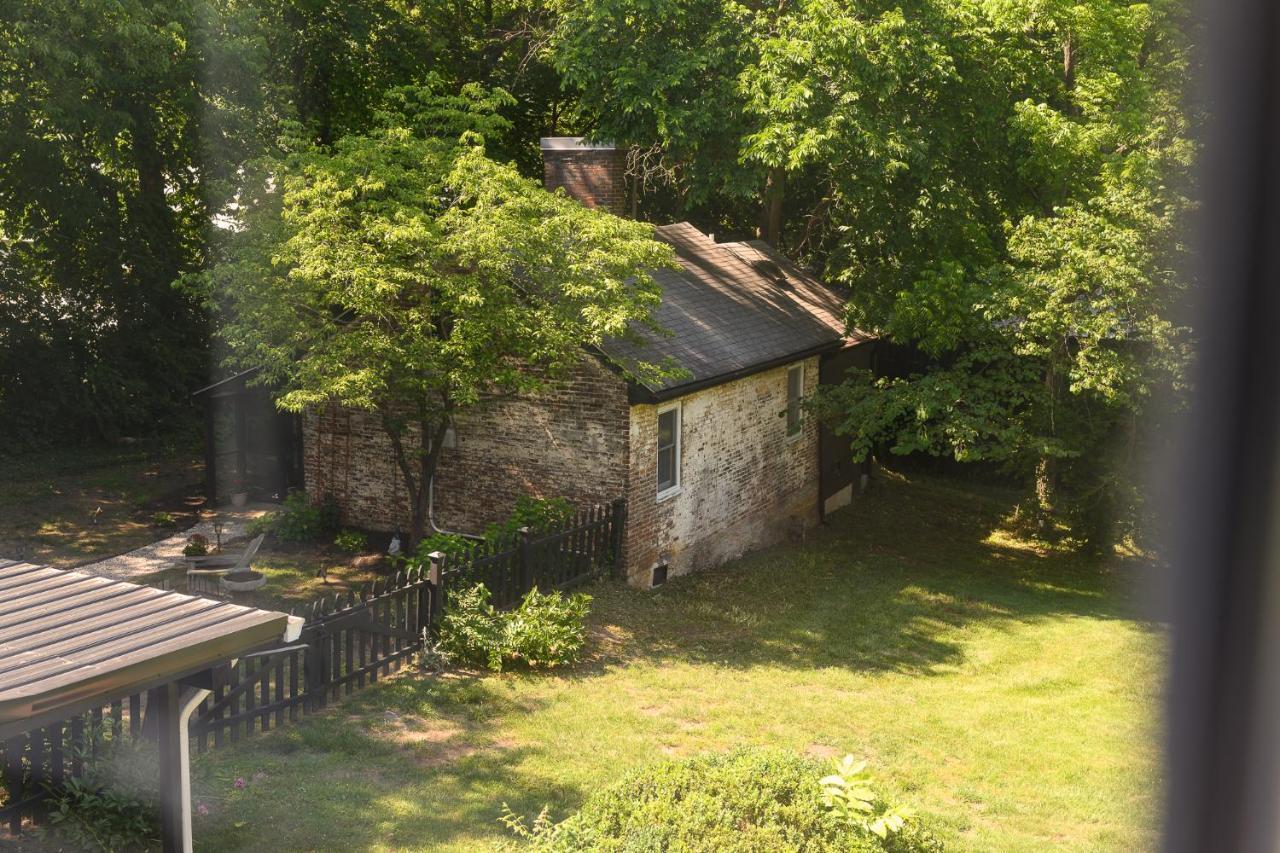 Versailles Rose Hill Inn מראה חיצוני תמונה